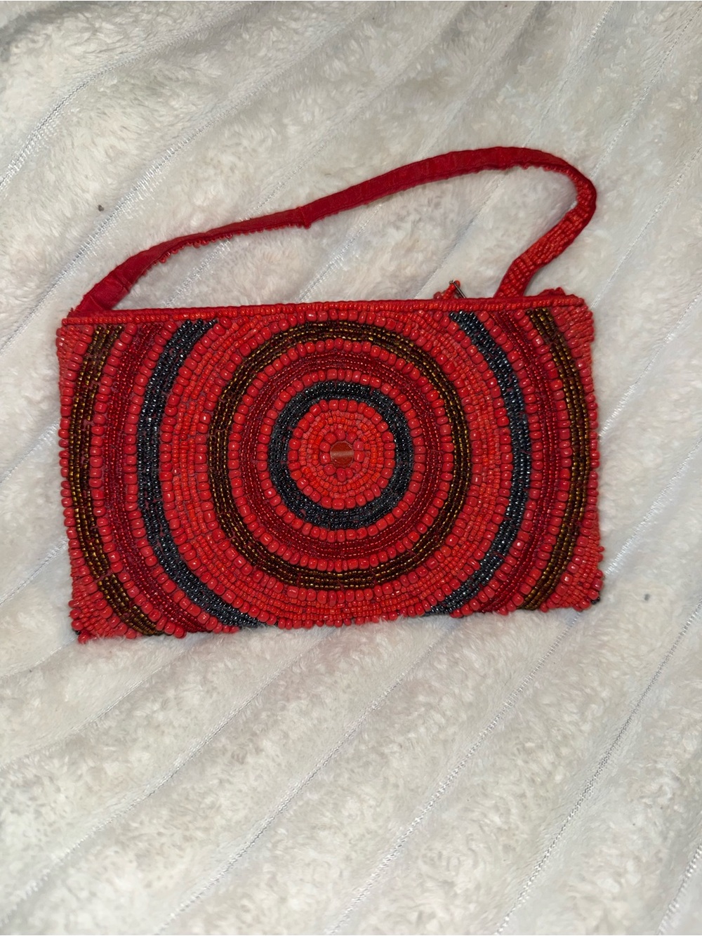Vintage Red Beaded Circle-Pattern Shoulder Bag